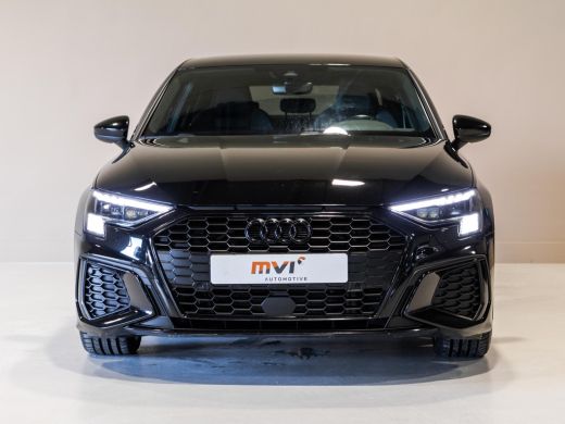 Audi A3 Limousine 35 TFSI S-Line edition / 150pk / NAP / Matrix LED / Stoelverwarming / Adaptieve cruise ... ActivLease financial lease