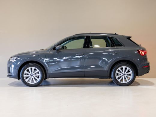 Audi Q3 45 TFSI e Business Edition / 245pk / Keyless / Dodehoek herkenning / Adaptieve cruise control / ActivLease financial lease