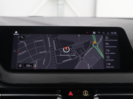 BMW 1 Serie | Half leder | Cruise control | Stoelverwarming | Navigatie | Carplay | Park assist | Climate con... ActivLease financial lease