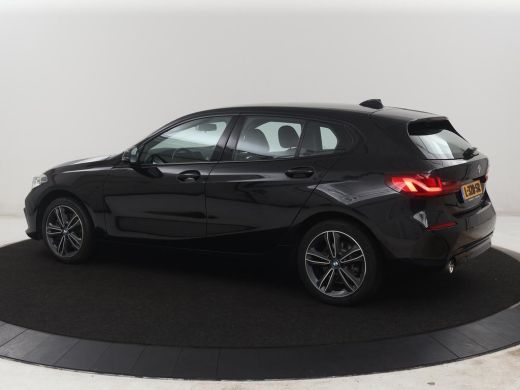 BMW 1 Serie | Half leder | Cruise control | Stoelverwarming | Navigatie | Carplay | Park assist | Climate con... ActivLease financial lease