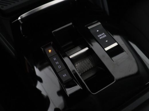 Citroën C4 1.2 Puretech Feel | Cruise control | Navigatie | Camera | Park assist | Carplay | Climate control... ActivLease financial lease