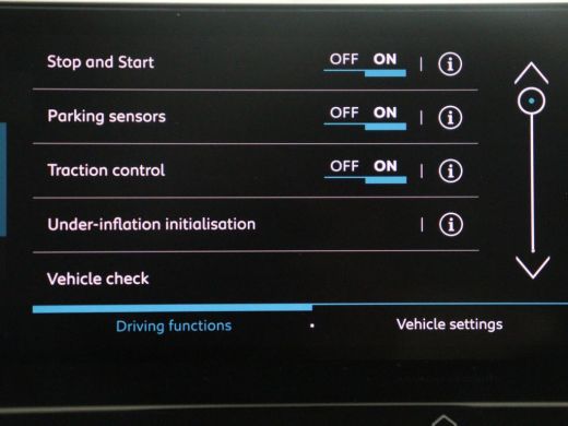 Citroën C4 1.2 Puretech Feel | Cruise control | Navigatie | Camera | Park assist | Carplay | Climate control... ActivLease financial lease