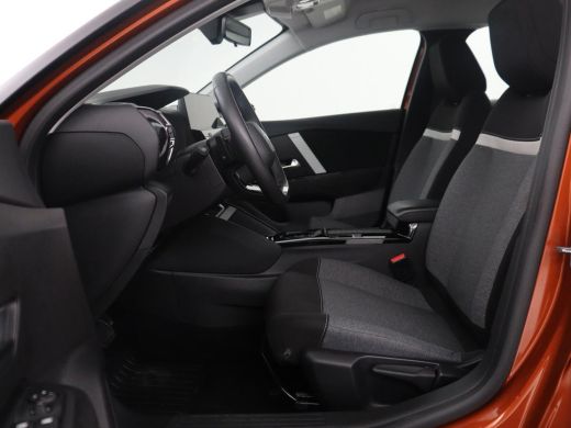 Citroën C4 1.2 Puretech Feel | Cruise control | Navigatie | Camera | Park assist | Carplay | Climate control... ActivLease financial lease