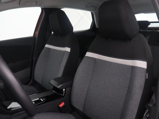 Citroën C4 1.2 Puretech Feel | Cruise control | Navigatie | Camera | Park assist | Carplay | Climate control... ActivLease financial lease