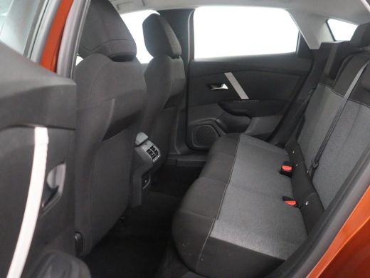 Citroën C4 1.2 Puretech Feel | Cruise control | Navigatie | Camera | Park assist | Carplay | Climate control... ActivLease financial lease