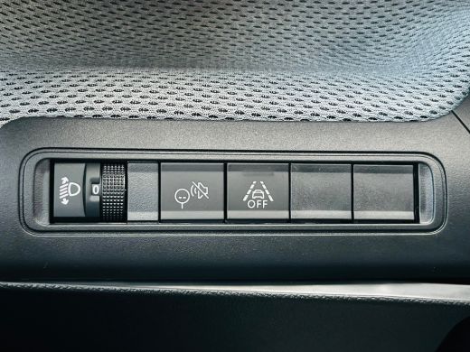 Citroën &euml;-C3 Plus 113pk Comfort Range 44 kWh 8 jaar garantie | Cruise control | Airco | Apple carplay & androi... ActivLease financial lease