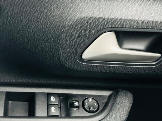 Citroën &euml;-C3 Plus 113pk Comfort Range 44 kWh 8 jaar garantie | Cruise control | Airco | Apple carplay & androi... ActivLease financial lease