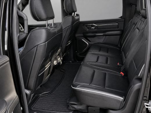 Dodge Ram 1500 1500 Limited 5.7 V8 Hemi Geheel rijklaar geleverd incl. Garantie Luchtvering - Multi-tailgate - 3... ActivLease financial lease