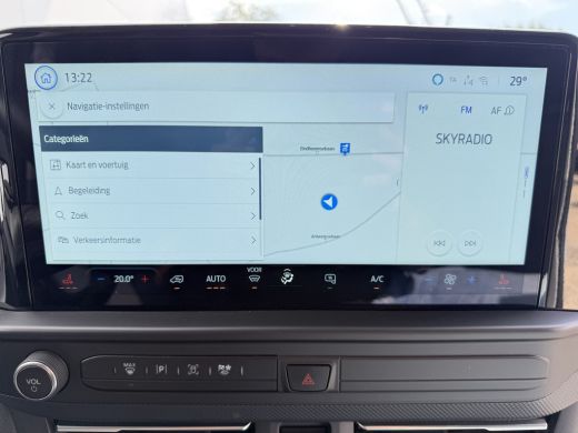 Ford E-Transit Custom 65 kWh 218PK Elektrisch 344km WLTP 2300kg Trekvermogen BEV Snelladen Stoelverwarming LED Cruise C... ActivLease financial lease