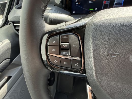 Ford E-Transit Custom 65 kWh 218PK Elektrisch 344km WLTP 2300kg Trekvermogen BEV Snelladen Stoelverwarming LED Cruise C... ActivLease financial lease