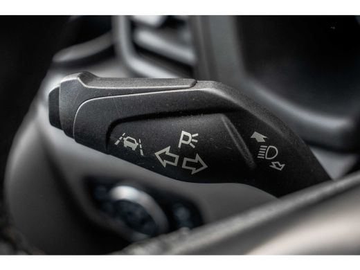 Ford Transit Custom 2.0 EcoBlue L1H1 | Automaat | 1e Eigenaar | Limited | Camera | Cruise | PDC | Airco | Trekhaak ActivLease financial lease
