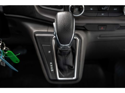Ford Transit Custom 2.0 EcoBlue L1H1 | Automaat | 1e Eigenaar | Limited | Camera | Cruise | PDC | Airco | Trekhaak ActivLease financial lease