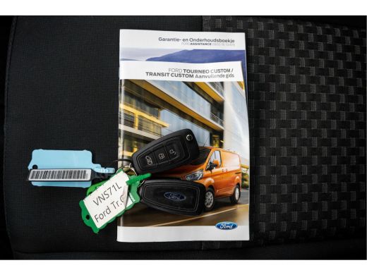 Ford Transit Custom 2.0 EcoBlue L1H1 | Automaat | 1e Eigenaar | Limited | Camera | Cruise | PDC | Airco | Trekhaak ActivLease financial lease