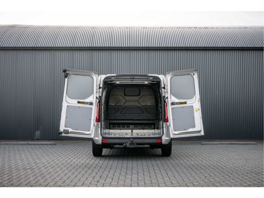 Ford Transit Custom 2.0 EcoBlue L1H1 | Automaat | 1e Eigenaar | Limited | Camera | Cruise | PDC | Airco | Trekhaak ActivLease financial lease
