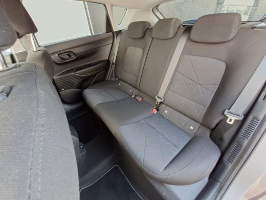 Hyundai Bayon 1.0 T-GDI Premium 1Eig Automaat Stoelverw Carplay Camera ActivLease financial lease
