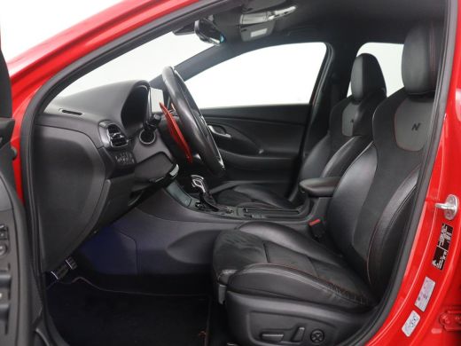 Hyundai i30 | Leder/alcantara | Memory | Adaptive cruise | Dodehoek detectie | Stoelverwarming | Navigatie | ... ActivLease financial lease