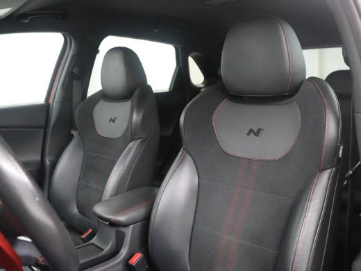 Hyundai i30 | Leder/alcantara | Memory | Adaptive cruise | Dodehoek detectie | Stoelverwarming | Navigatie | ... ActivLease financial lease