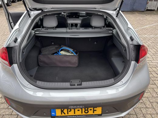 Hyundai IONIQ 1.6 GDi PHEV i-Motion | Apple carplay | Android auto | Cruise control | achteruit rijcamera | Cli... ActivLease financial lease