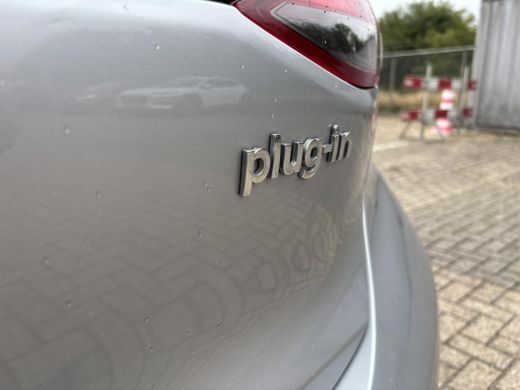 Hyundai IONIQ 1.6 GDi PHEV i-Motion | Apple carplay | Android auto | Cruise control | achteruit rijcamera | Cli... ActivLease financial lease