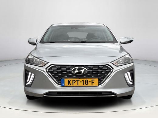 Hyundai IONIQ 1.6 GDi PHEV i-Motion | Apple carplay | Android auto | Cruise control | achteruit rijcamera | Cli... ActivLease financial lease