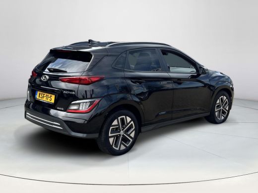 Hyundai Kona EV Fashion 64 kWh 3 fase | SOH 100% | Stoelverwarming | Navigatie | Parkeercamera | Apple carplay... ActivLease financial lease