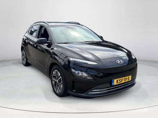 Hyundai Kona EV Fashion 64 kWh 3 fase | SOH 100% | Stoelverwarming | Navigatie | Parkeercamera | Apple carplay... ActivLease financial lease