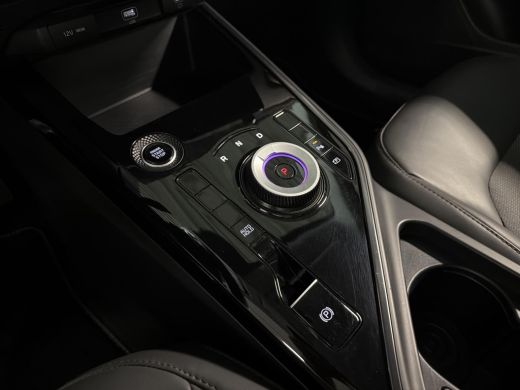 Kia Niro 1.6 GDi Hybrid DynamicLine Navi | Climate Control | Apple CarPlay / Andoid Auto ActivLease financial lease