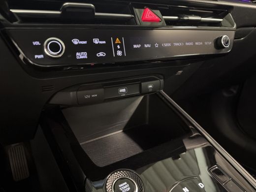 Kia Niro 1.6 GDi Hybrid DynamicLine Navi | Climate Control | Apple CarPlay / Andoid Auto ActivLease financial lease