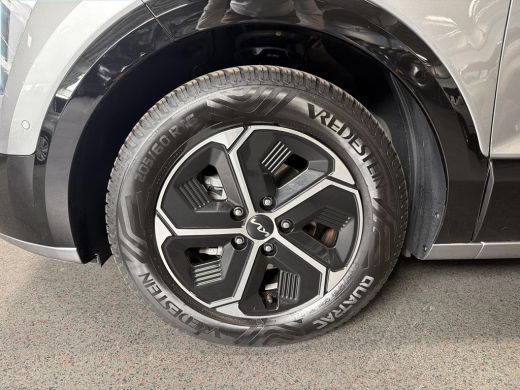 Kia Niro 1.6 GDi Hybrid DynamicLine Navi | Climate Control | Apple CarPlay / Andoid Auto ActivLease financial lease