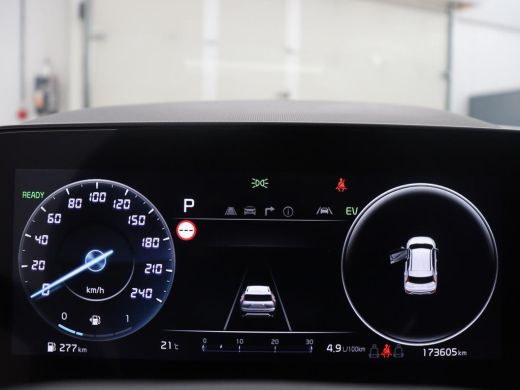 Kia Niro | Panoramadak | Leder | Cruise control | Head-up | Stuur/stoel verwarming | Navigatie | Carplay |... ActivLease financial lease