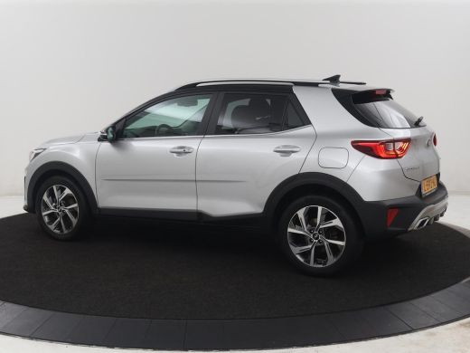 Kia Stonic | Half leder | Cruise control | Lane assist | Stuur/stoel verwarming | Carplay | Climate control ... ActivLease financial lease