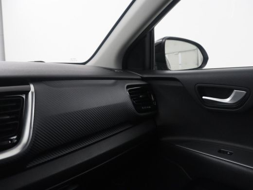 Kia Stonic | Half leder | Cruise control | Lane assist | Stuur/stoel verwarming | Carplay | Climate control ... ActivLease financial lease