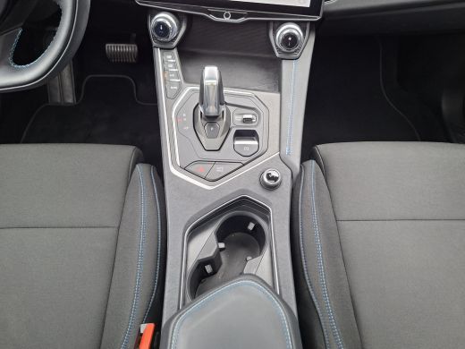 Lynk & Co 01 15x Op voorraad1.5 PHEV 262PK Adapt.Cruise 360&deg; Cam Carplay Plug-in Stoelverw Vol opties! ActivLease financial lease