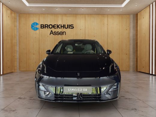 Lynk & Co 02 200 kW More | BLIS | 360 Camera | Stoel + Stuur Verwarming | Harman Kardon | Apple / Android Carp... ActivLease financial lease