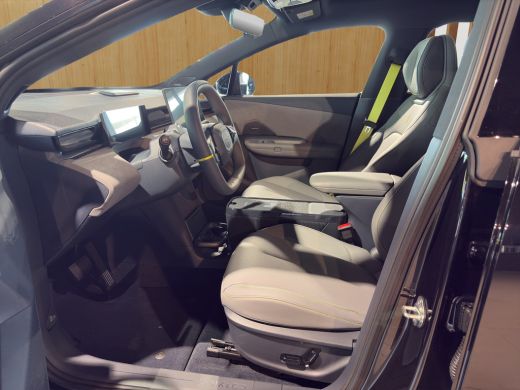 Lynk & Co 02 200 kW More | BLIS | 360 Camera | Stoel + Stuur Verwarming | Harman Kardon | Apple / Android Carp... ActivLease financial lease