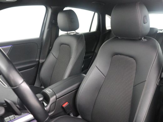 Mercedes-Benz EQA | SOH 94,7% | Half leder | Cruise control | Dodehoek detectie | Stoelverwarming | Camera | Park a... ActivLease financial lease