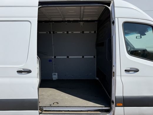 Mercedes-Benz eSprinter 312 55kWh L2H2 Elektrisch 168km WLTP 80kw Snelladen Climate Control ActivLease financial lease