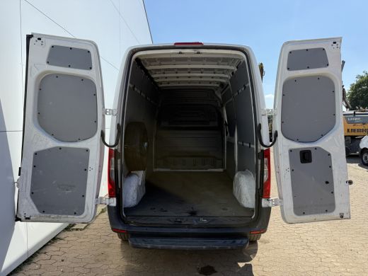 Mercedes-Benz eSprinter 312 55kWh L2H2 Elektrisch 168km WLTP 80kw Snelladen Climate Control ActivLease financial lease