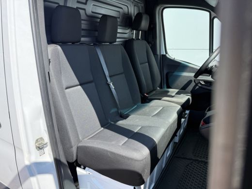 Mercedes-Benz eSprinter 312 55kWh L2H2 Elektrisch 168km WLTP 80kw Snelladen Climate Control ActivLease financial lease