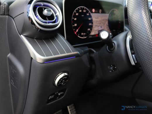 Mercedes-Benz GLC 300e 4M | AMG | Premium Plus | Night Pakket | Distronic Pro | Elektr. Panodak | Winter Pakket | M... ActivLease financial lease