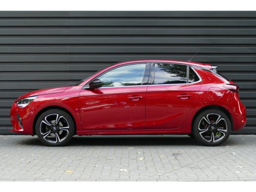 Opel Corsa 1.2 75PK ELEGANCE GS / CAMERA / STUUR-STOELVERWARMING / PANO.DAK / 17"LMV / FULL-LED / NAVI / CLI... ActivLease financial lease
