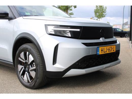 Opel Frontera Electric GS 44 kWh | Fase 3 laden | Stoelverwarming | Navigatie | Camera | NL auto | 15.000km | ActivLease financial lease