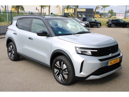 Opel Frontera Electric GS 44 kWh | Fase 3 laden | Stoelverwarming | Navigatie | Camera | NL auto | 15.000km | ActivLease financial lease