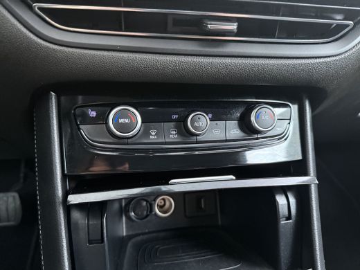Opel Grandland 1.6 Turbo Plug-In Hybrid Ultimate | Achteruitrijcamera | Alcantara bekleding | Cruise control ada... ActivLease financial lease