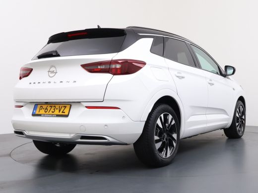 Opel Grandland 1.6 Turbo Plug-In Hybrid Ultimate | Achteruitrijcamera | Alcantara bekleding | Cruise control ada... ActivLease financial lease