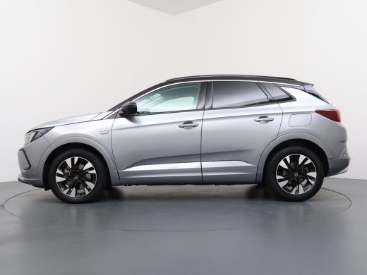 Opel Grandland 1.6 Turbo Plug-In Hybrid Ultimate | Apple Carplay/ Android Auto | | Alcantara bekleding | Bluetoo... ActivLease financial lease