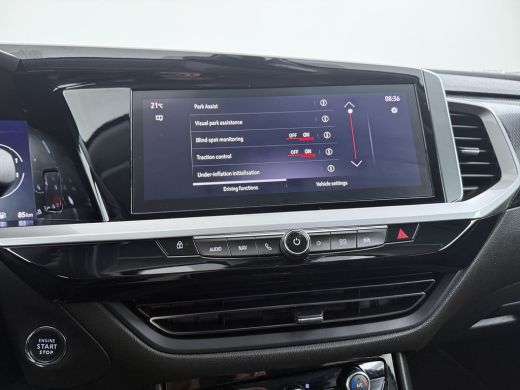 Opel Grandland 1.6 Turbo Plug-In Hybrid Ultimate | Apple Carplay/ Android Auto | | Alcantara bekleding | Bluetoo... ActivLease financial lease