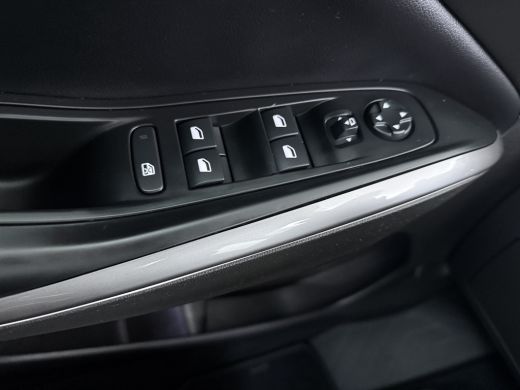 Opel Grandland 1.6 Turbo Plug-In Hybrid Ultimate | Apple Carplay/ Android Auto | | Alcantara bekleding | Bluetoo... ActivLease financial lease