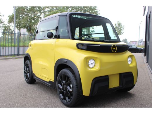 Opel Rocks-e GS | Special yellow edition | Nieuw | Black Pack | Panoramadak | Bluetooth | Lichtmetaal | ActivLease financial lease