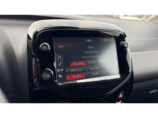 Peugeot 108 1.0 E-VTI 72PK 5-DRS ALLURE / NAVI / CLIMA / LED / 15" LMV / BLUETOOTH / PACK STYLE !! ActivLease financial lease